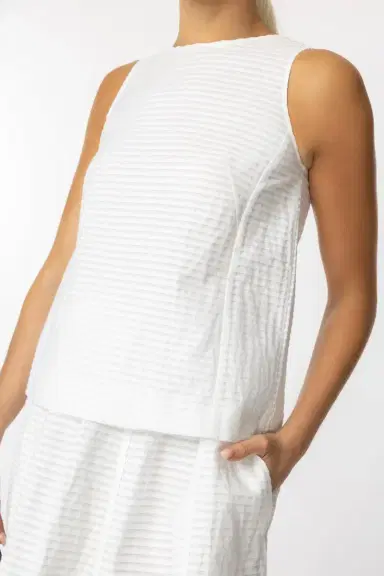 ODEEH Sleeveless Top | Thumbnail 3