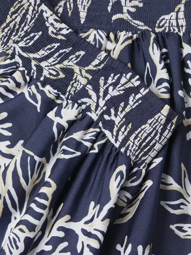 Lilly Pulitzer Women's Kaori Printed Off-the-Shoulder Top - Low Tide Navy - Size Medium | Thumbnail 6 Lilly Pulitzer Women's Kaori Printed Off-the-Shoulder Top - Low Tide Navy - Size Medium | Thumbnail 6