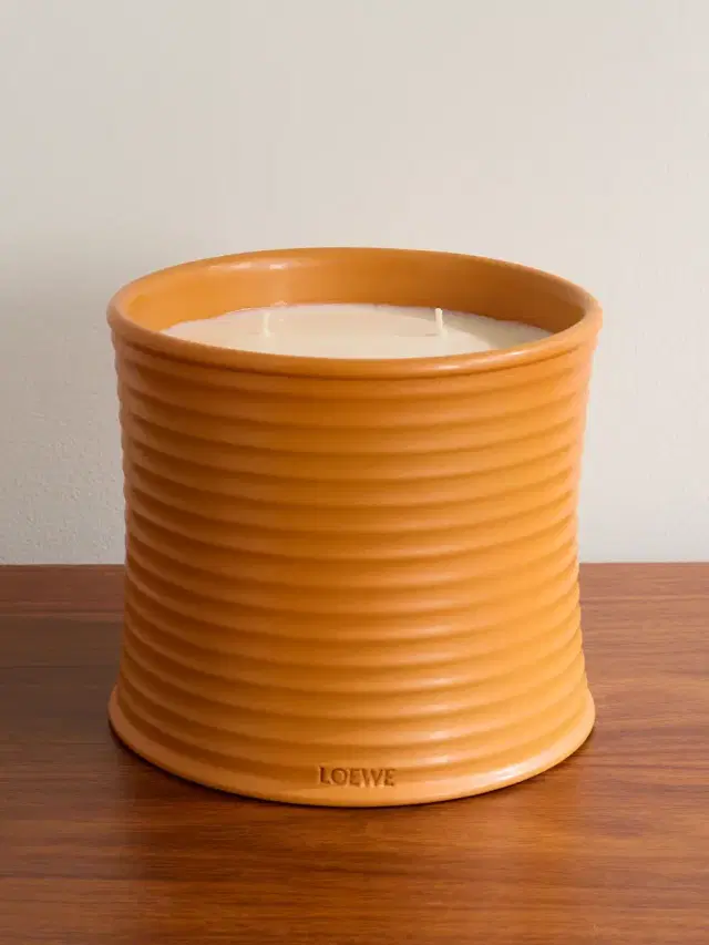 LOEWE PERFUMES Orange Blossom Large Scented Candle, 2120g - Men