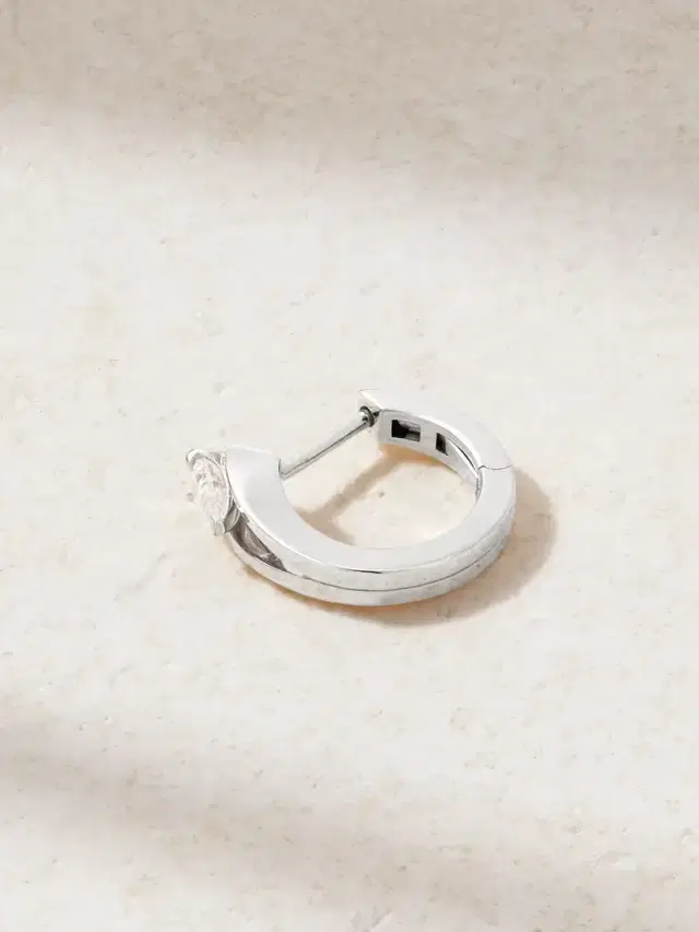 Serti Inversé 18-karat White Gold Diamond Single Hoop Earring