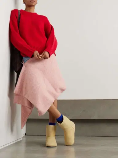 Guest In Residence Cashmere Sweater | Thumbnail 2