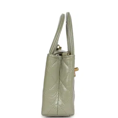 Chanel Chanel Nano Kelly Shopper Khaki Shiny Aged Calfskin Brushed Gold Hardware | Thumbnail 4