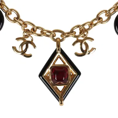 Chanel Chanel Hearts Charm Necklace Black/Pink Enamel/Gripoix Gold Tone Hardware | Thumbnail 2