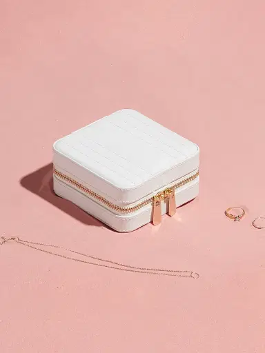 Wolf Maria Square Quilted Leather Zip Jewelry Case | Thumbnail 2 Wolf Maria Square Quilted Leather Zip Jewelry Case | Thumbnail 2