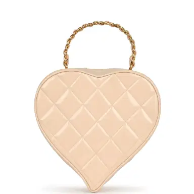 Chanel Vintage Chanel Heart Vanity Bag Beige and Black Patent Antique Gold Hardware | Thumbnail 4