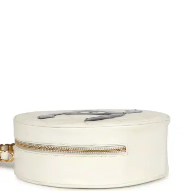 Chanel Vintage Chanel Round Vanity Bag White and Black Patent Leather Antique Gold Hardware | Thumbnail 7