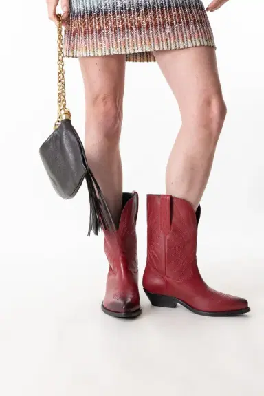 Golden Goose Wish Star Low Boot - Cherry Red | Thumbnail 2 Golden Goose Wish Star Low Boot - Cherry Red | Thumbnail 2