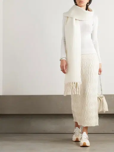 Lisa Yang Vivian Cotton And Cashmere-blend T-shirt | Thumbnail 2
