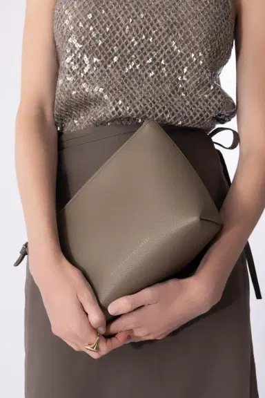 Brunello Cucinelli Shiny Zipper Pouch | Thumbnail 3