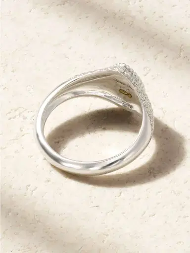 Yvonne Léon Baby Chevalière Marquise 9-karat White Gold Diamond Signet Ring | Thumbnail 3