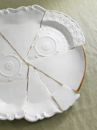 Astier De Villatte + Sacai Kintsugi Gold-plated Ceramic Platter | Thumbnail 3