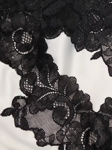 Natori Women's Peony Glamour Slipdress - Shea Black Lace | Thumbnail 6
