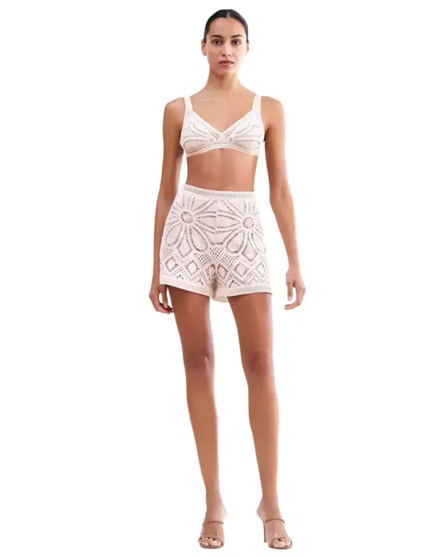 PatBo FLOWER CROCHET SHORT