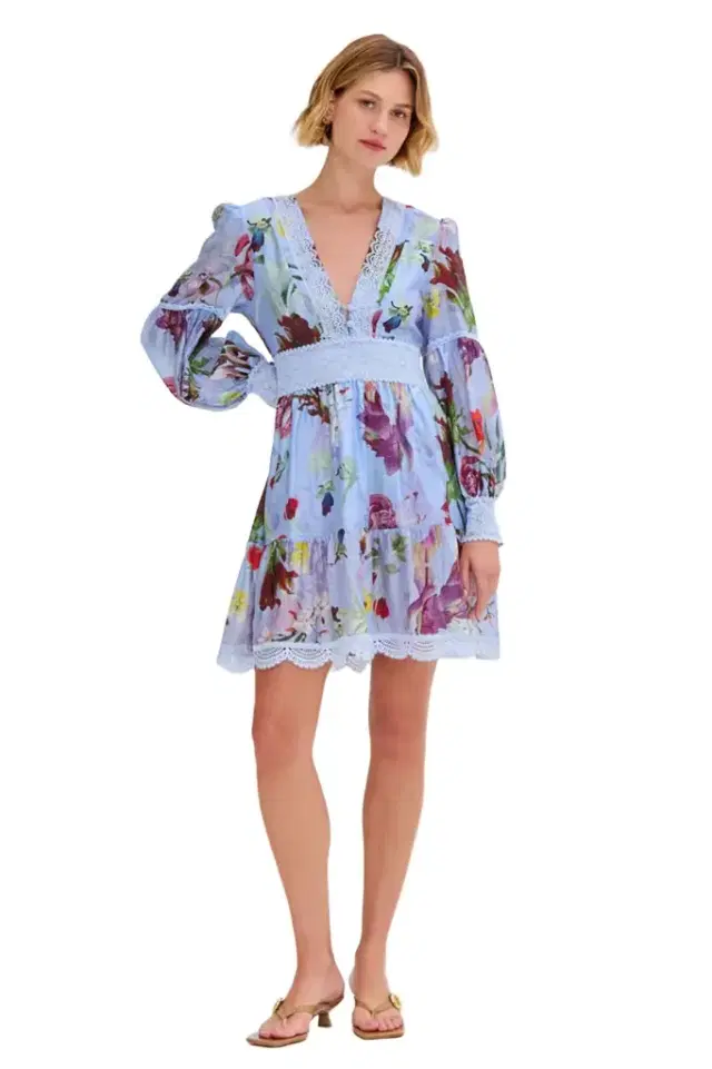 PatBo LILY FLOWER LONG SLEEVE PLUNGE MINI DRESS