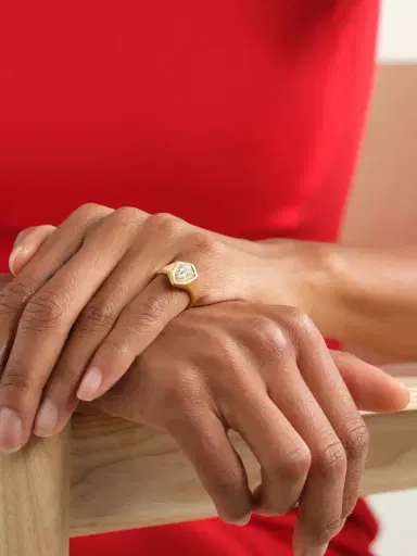 Kamyen Kite 18-karat Gold Diamond Pinky Ring | Thumbnail 2 Kamyen Kite 18-karat Gold Diamond Pinky Ring | Thumbnail 2