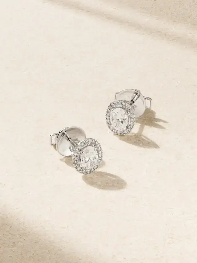 18-karat White Gold Diamond Earrings