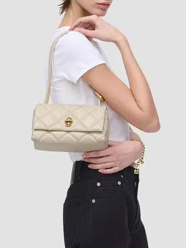 Marc Jacobs Women's The Quilted Mini Dual Shoulder Bag - Cloud White | Thumbnail 2