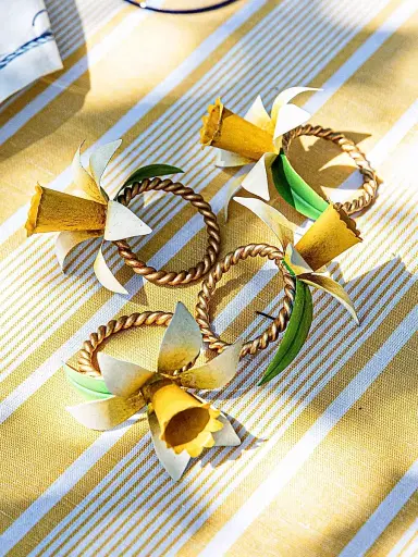 Juliska Meadow Walk Daffodil Napkin Ring - Yellow | Thumbnail 5
