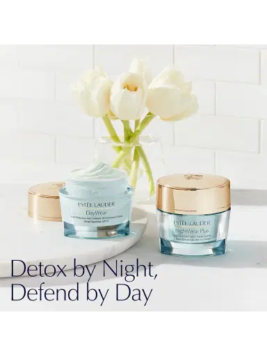 Estée Lauder Women's Ladurée DayWear 5-Piece Skincare Set | Thumbnail 4