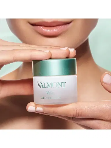 Valmont Women's Vital 24 Hour Light Face Cream | Thumbnail 6 Valmont Women's Vital 24 Hour Light Face Cream | Thumbnail 6