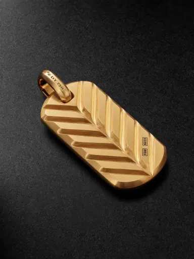 David Yurman Chevron Tag Brushed 18-Karat Gold Pendant - Men | Thumbnail 3 David Yurman Chevron Tag Brushed 18-Karat Gold Pendant - Men | Thumbnail 3
