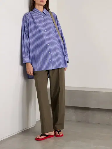 The Row Lilas Pleated Cotton Tapered Pants | Thumbnail 2 The Row Lilas Pleated Cotton Tapered Pants | Thumbnail 2