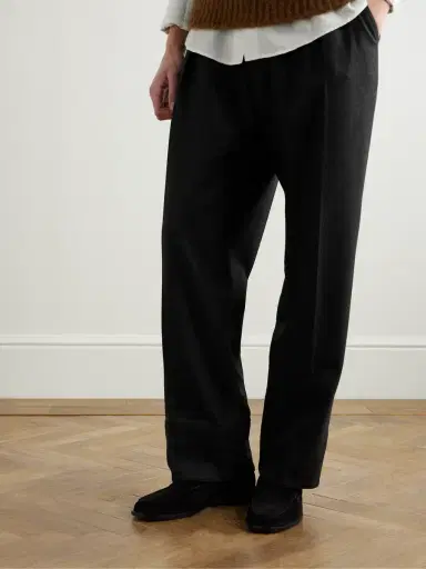 Manolo Blahnik Perry Suede Penny Loafers - Men | Thumbnail 2 Manolo Blahnik Perry Suede Penny Loafers - Men | Thumbnail 2