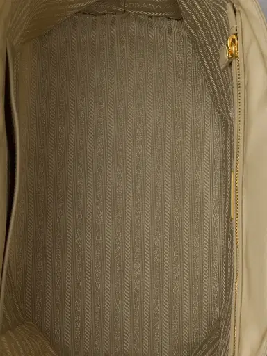 Prada Women's Re-Edition 1978 Medium Nylon Tote Bag | Thumbnail 4 Prada Women's Re-Edition 1978 Medium Nylon Tote Bag | Thumbnail 4