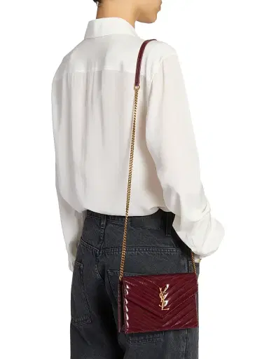 Saint Laurent Women's Cassandre Envelope Chain Wallet in Shiny Leather - Bloody Drink | Thumbnail 3 Saint Laurent Women's Cassandre Envelope Chain Wallet in Shiny Leather - Bloody Drink | Thumbnail 3