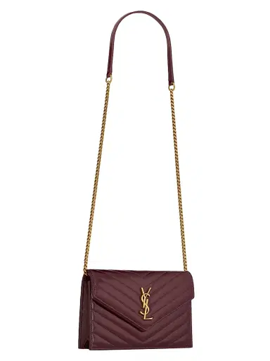 Saint Laurent Women's Cassandre Envelope Chain Wallet in Shiny Leather - Bloody Drink | Thumbnail 4 Saint Laurent Women's Cassandre Envelope Chain Wallet in Shiny Leather - Bloody Drink | Thumbnail 4
