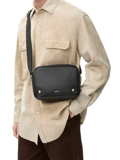 Loewe Men's Pebble Leather Messenger Bag | Thumbnail 2