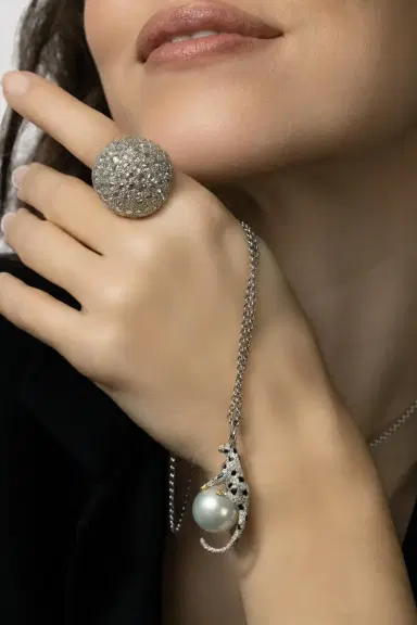 PARULINA Domed Diamond Ecclesia Ring | Thumbnail 7