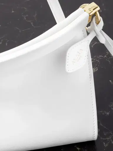 Alaïa Click E/w Medium Leather Shoulder Bag | Thumbnail 4 Alaïa Click E/w Medium Leather Shoulder Bag | Thumbnail 4