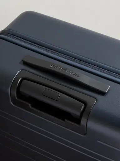 Horizn Studios H7 Essential Hardshell Check-In Suitcase - Men | Thumbnail 5 Horizn Studios H7 Essential Hardshell Check-In Suitcase - Men | Thumbnail 5