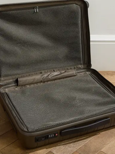 Horizn Studios H5 Carry-On Hardshell Suitcase - Men | Thumbnail 3 Horizn Studios H5 Carry-On Hardshell Suitcase - Men | Thumbnail 3