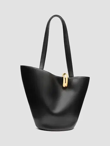 Jacquemus Women's Le Bambola Moyen Leather Bucket Bag | Thumbnail 3