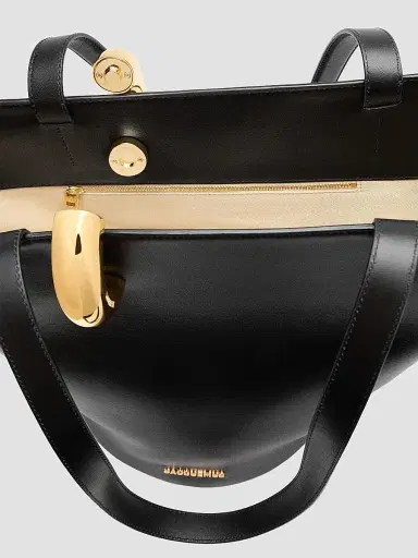 Jacquemus Women's Le Bambola Moyen Leather Bucket Bag | Thumbnail 5