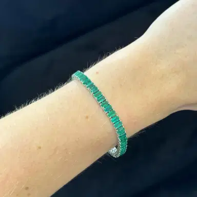 Wish Fine Jewelry 13.18cts Emerald 18K Gold Tennis Bracelet | Thumbnail 1 Wish Fine Jewelry 13.18cts Emerald 18K Gold Tennis Bracelet | Thumbnail 1