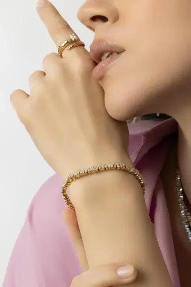 Suzanne Kalan Classic Diamond Baguette Tennis Bracelet | Thumbnail 3