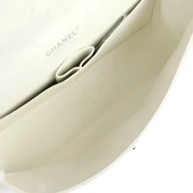 Chanel Pre-owned Chanel Jumbo Classic Single Flap Bag White Caviar Silver Hardware | Thumbnail 9 Chanel Pre-owned Chanel Jumbo Classic Single Flap Bag White Caviar Silver Hardware | Thumbnail 9