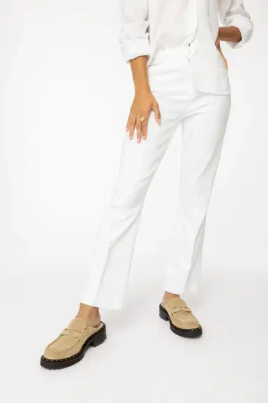 L'Agence Ali Slim Flare Jeans | Thumbnail 3