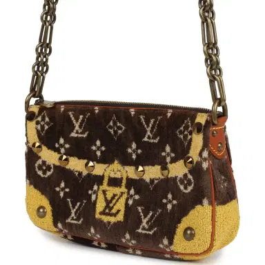 Louis Vuitton Vintage Louis Vuitton Trompe L'Oeil Pochette Brown and Yellow Velvet Brass Hardware | Thumbnail 5 Louis Vuitton Vintage Louis Vuitton Trompe L'Oeil Pochette Brown and Yellow Velvet Brass Hardware | Thumbnail 5
