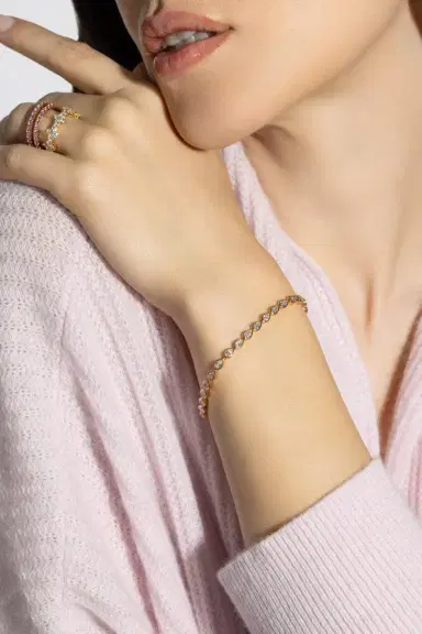 Anita Ko Pear Diamond Tennis Bracelet | Thumbnail 2