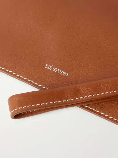 LIÉ STUDIO Charlie Leather Clutch | Thumbnail 4 LIÉ STUDIO Charlie Leather Clutch | Thumbnail 4