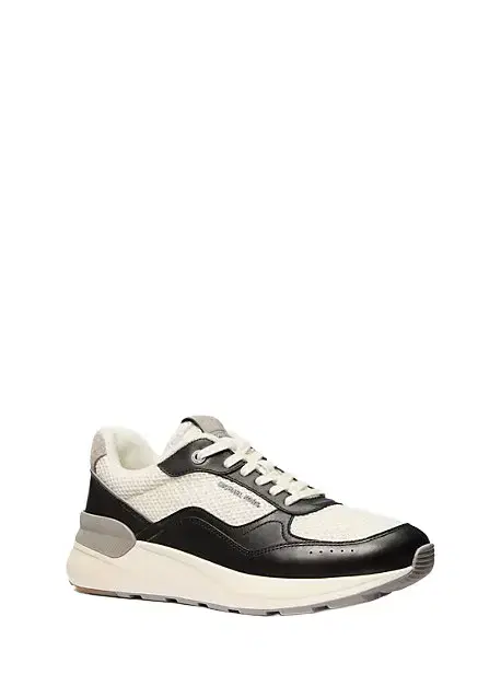 Trevor Mixed-Media Trainer