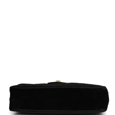 Chanel Vintage Chanel XL Chevron Single Flap Bag Black Velvet Gold Hardware | Thumbnail 6 Chanel Vintage Chanel XL Chevron Single Flap Bag Black Velvet Gold Hardware | Thumbnail 6