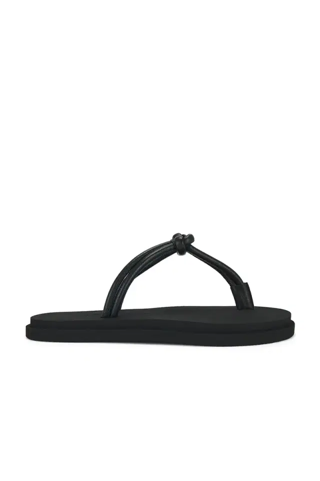 Emme Parsons Knot Pool Slide