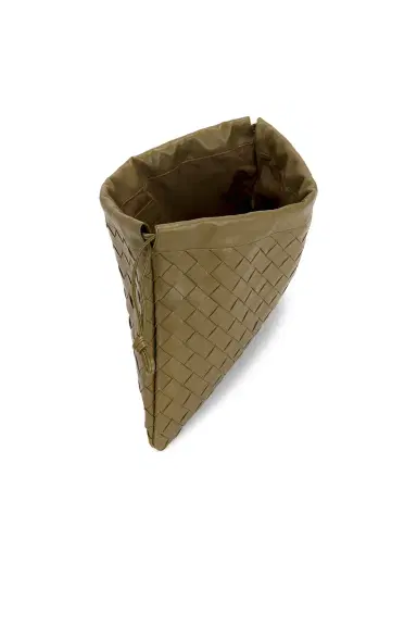 Bottega Veneta Medium Dustbag | Thumbnail 5 Bottega Veneta Medium Dustbag | Thumbnail 5