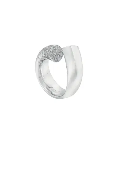 TABAYER Oera Pave Ring | Thumbnail 1