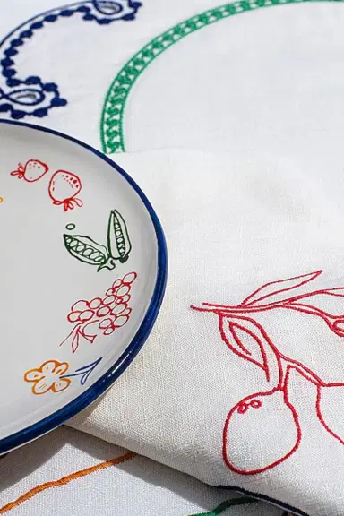 Misette Embroidered Linen Napkins Set Of 4 | Thumbnail 2